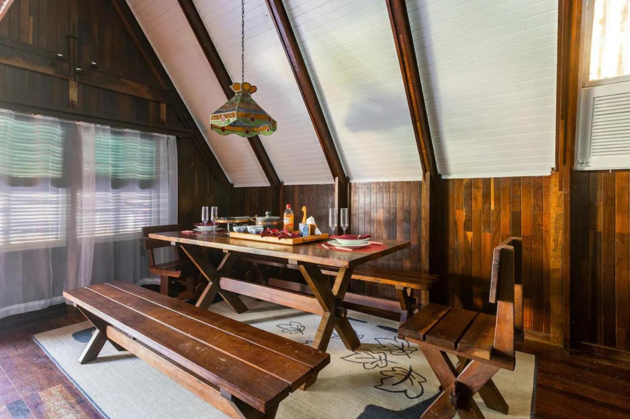 Chalet Chale Inteiro Completo A 5 Min A Pe Do Capivari - *